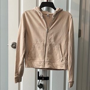 ✔️SOLD- H&M Beige Zip-Up Hoodie